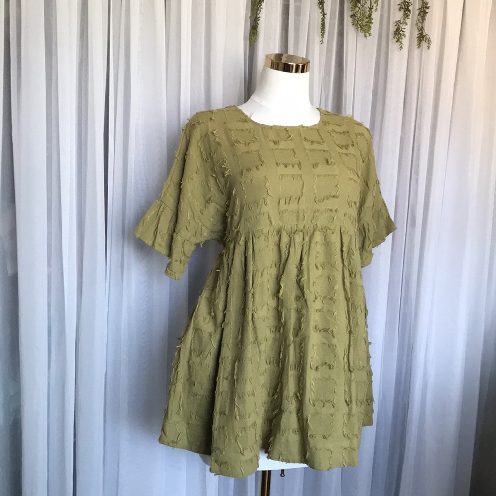 Distressed Ruffle Short Dress With Pockets - Picture 3 of 4